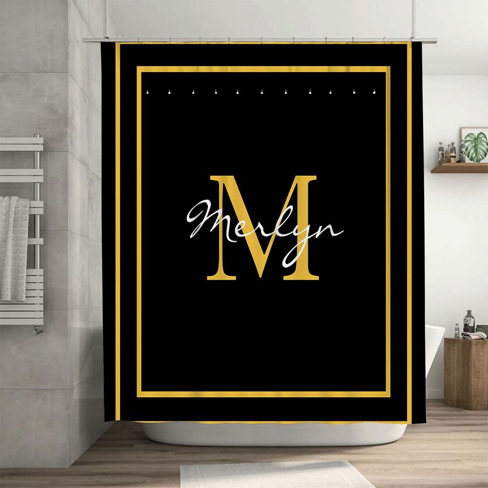 Czarno-złota personalizowana zasłona prysznicowa z monogramem z inicjałów imienia, konfigurowalna do wystroju łazienki, luksusowy element wystroju domu