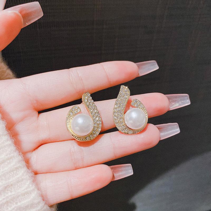 New Earrings Trendy Life Love Silver Needle Stud Earrings Pearl Diamond Water Drop Earrings Fashion Temperament Women