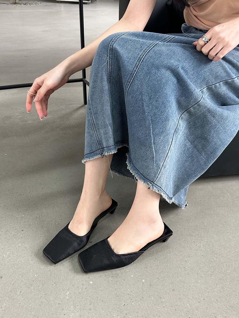 Mode Square Toe Frauen Slides Hausschuhe Sommer draußen Pantoletten Schuhe dünne niedrige Absätze grün schwarz beige rosa Rose flach Slip auf Pumps 39