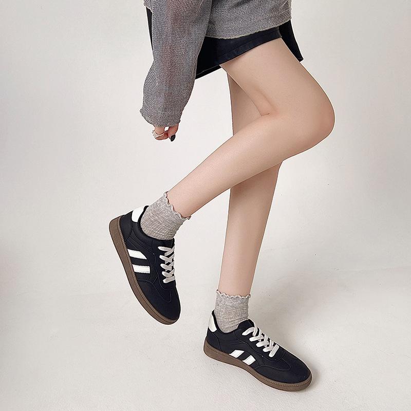 

2025 new fashion four seasons high-quality leather platform trend Dexun Forrest Gump shoes versatile women s sports shoes 42