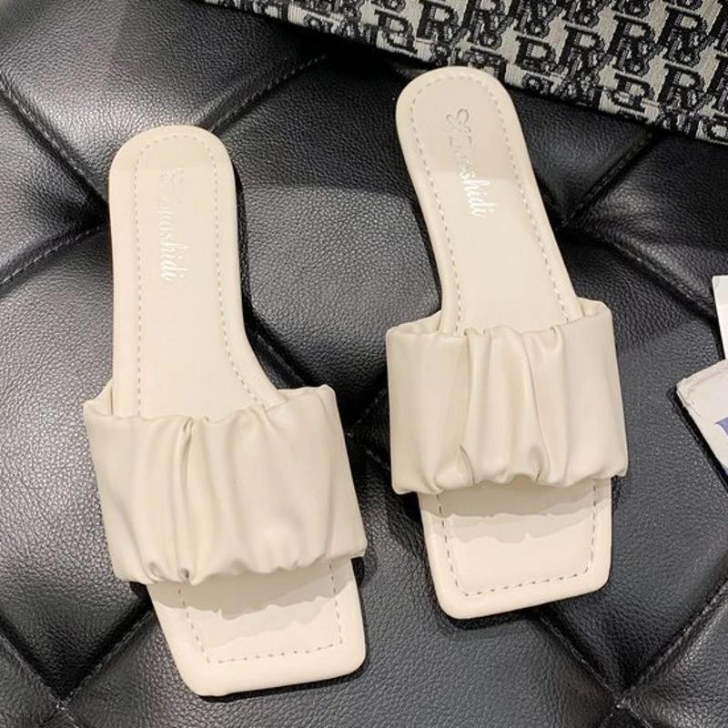 Woman Flat Slides Slippers Summer 2024 Stylish Square Head Pleated Sandals for Women Casual Flip Flops Solid Color Shoes Fashion
