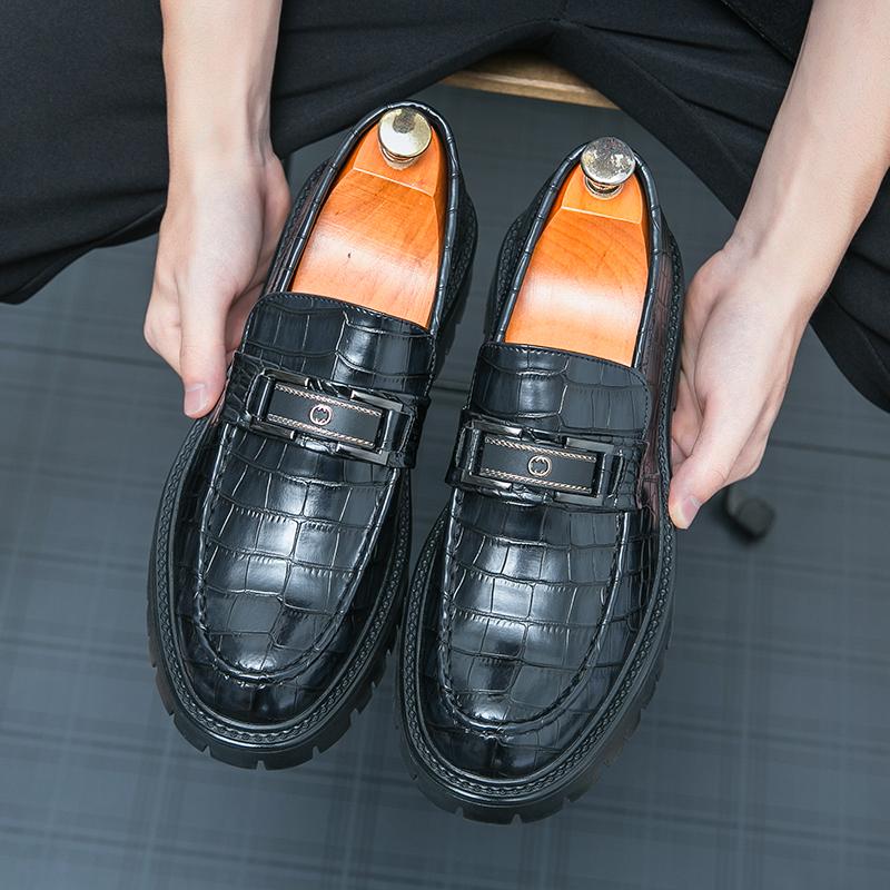 

Новые мужские модельные кожаные туфли, роскошные модные свадебные туфли для жениха, мужские туфли дерби в английском стиле, большие размеры 38-46 38 чёрный