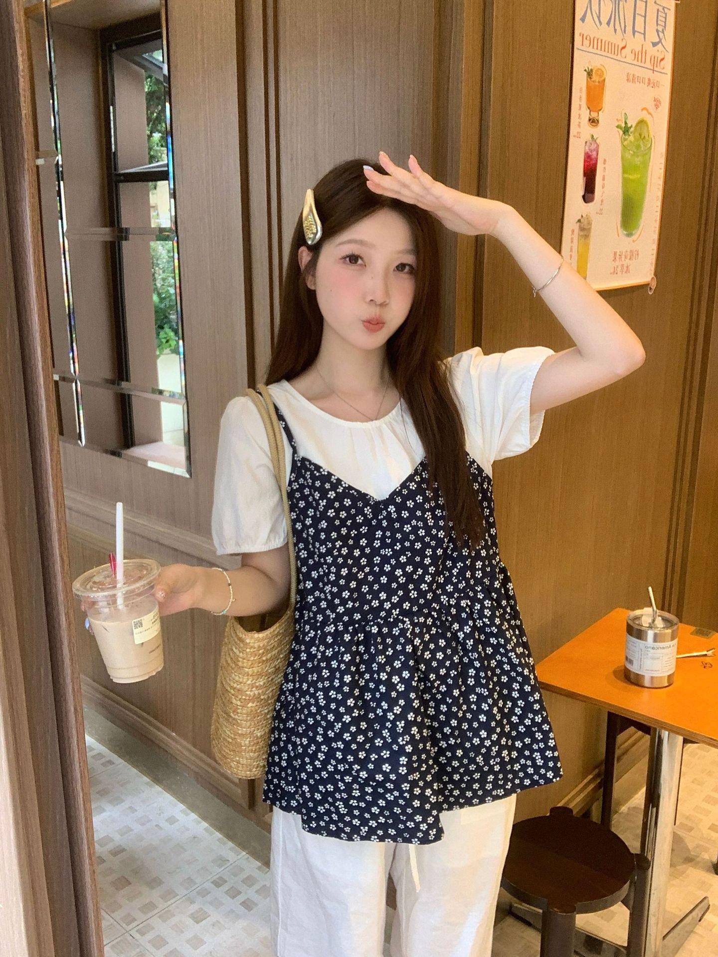Plus Size Floral Print Camisole Top - Korean Style Summer Two-Piece Slimming Shirt 3XL