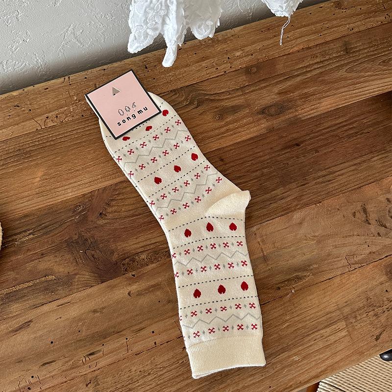 

Female Spring and Autumn with Sweet Love Boneless Tube Stack Socks 1 pair молочный белый