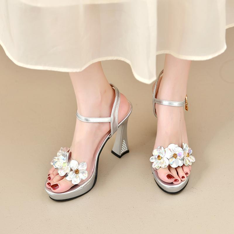 Fashion French Silver Platform Heels Women's Summer Round Toe Flower One Buckle Block Heel Sandals