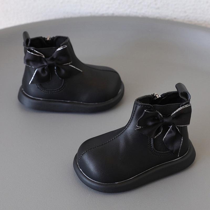 2025 Autumn/Winter Girls' Korean Style Ankle Boots - Fashionable, Soft Sole, Outdoor Martin Boots for Children