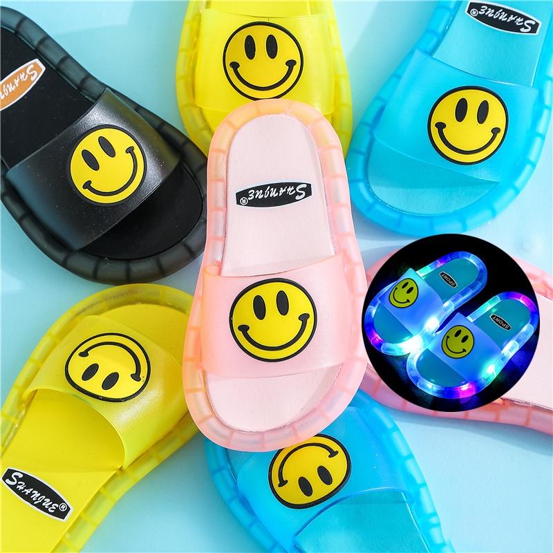 Kids Led Summer Slippers Quick-drying And Breathable With Smiley Design