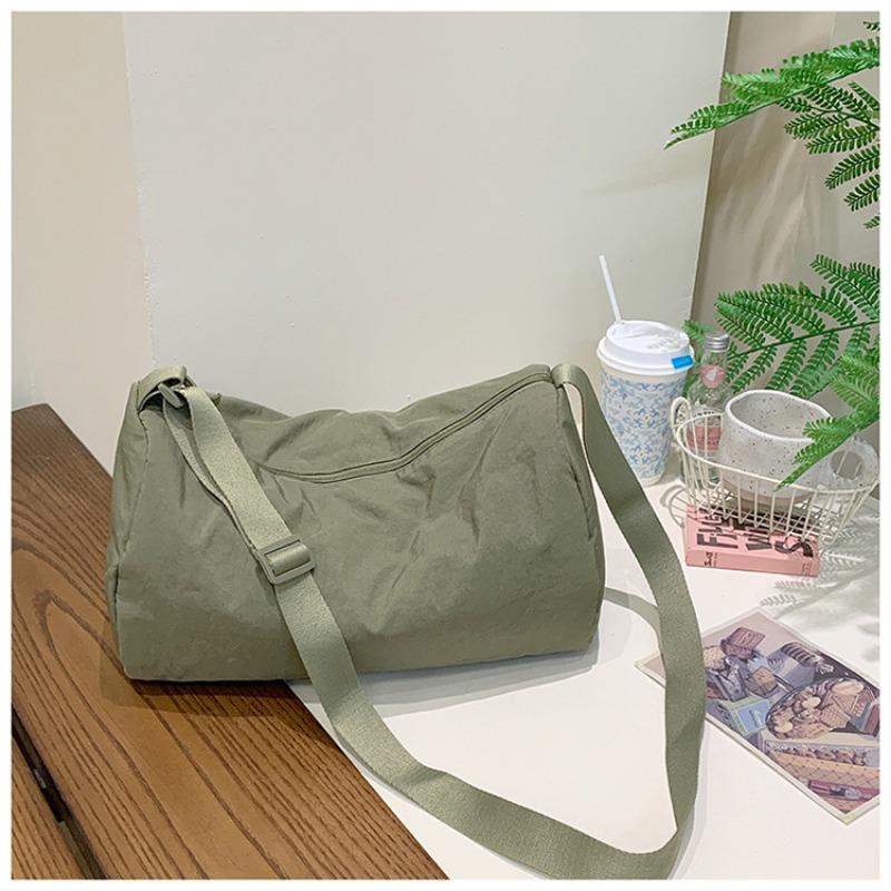 

Нейлоновая сумка женская фитнес спортивная сумка мессенджер нишевая повседневная однотонная студенческая на плечо большая вместимость сумка-тоут зелёный