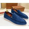 Men's Casual Loafers Are Light, and The Same Lazy Shoes Are Pedaled Every Day.