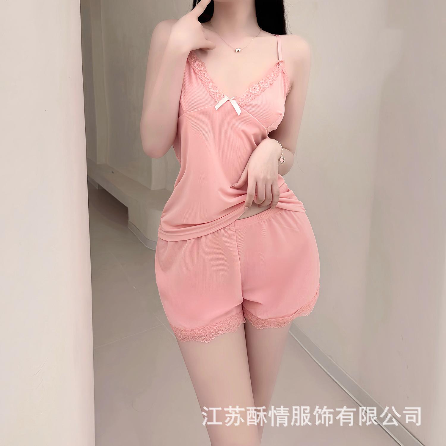 

Crispy pajamas female summer girl pure desire suspender shorts loungewear set pajamas female pink sexy suit one size fits all (40-65kg) рожевий