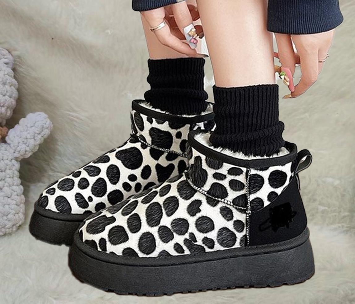 

Зимние ботинки для женщин, нескользящие кожаные женские туфли на платформе с бархатом, теплые короткие женские ботильоны 41