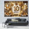 2D Schwarz Gold 10. Geburtstag Kulisse mit Kronenlichtern und Ballons Fotoautomaten Banner