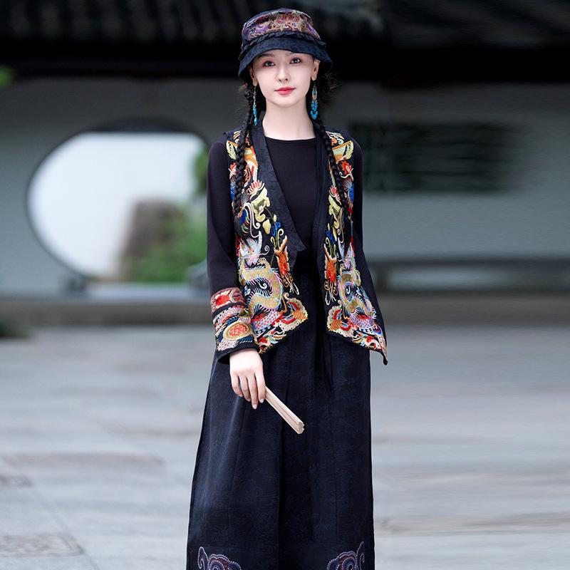 Women's Ethnic Embroidered Sleeveless Cardigan - Chinese Style Casual Loose Vest for Spring & Autumn