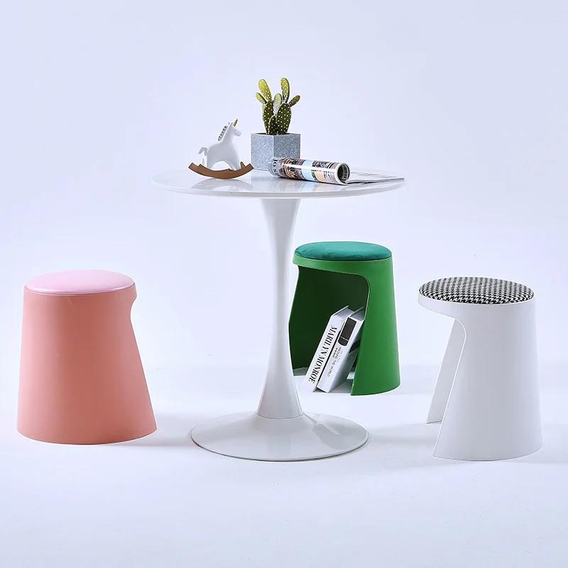 Garten Balkon Wasserdichter Hocker Verdickter Haushaltskunststoffhocker Wohnzimmer Esszimmerstuhl Kissen Stapelbare Aufbewahrung