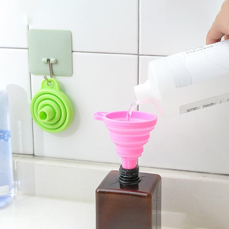 Household Telescopic Funnel Kitchen Packaging High Temperature Resistant Funnel Engine Funnel Car Universal Silicone Liquid Funn