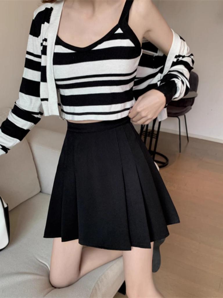 Spring 2024 Women's High-Waist Pleated A-Line Skirt - Black, Slim Fit, Korean Style