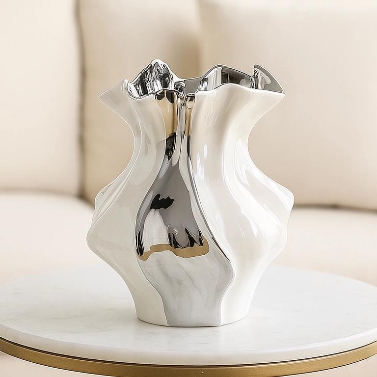 Nordic Minimalist White Textured Ceramic Vase 3D Wave Pattern Tabletop Decor Flower Vase for Living Room Bedroom Dried Flowers