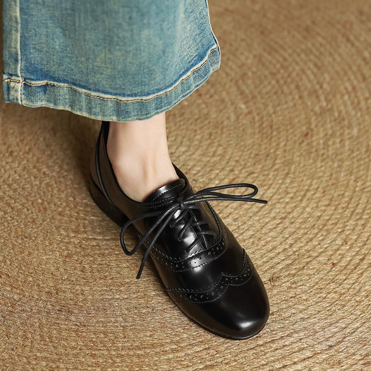 Fashion New Spring/autumn Genuine Leather Women Shoes Round Toe Shoes for Women Fashion Brogue Designs Lace Loafers Low Heel Women Pumps