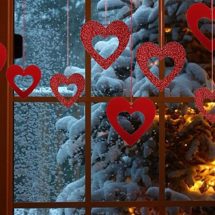 40 Pieces Cutout Heart Hanging Pendant for Indoor Christmas Tree Embellishments Festival Home Decoration Accessories