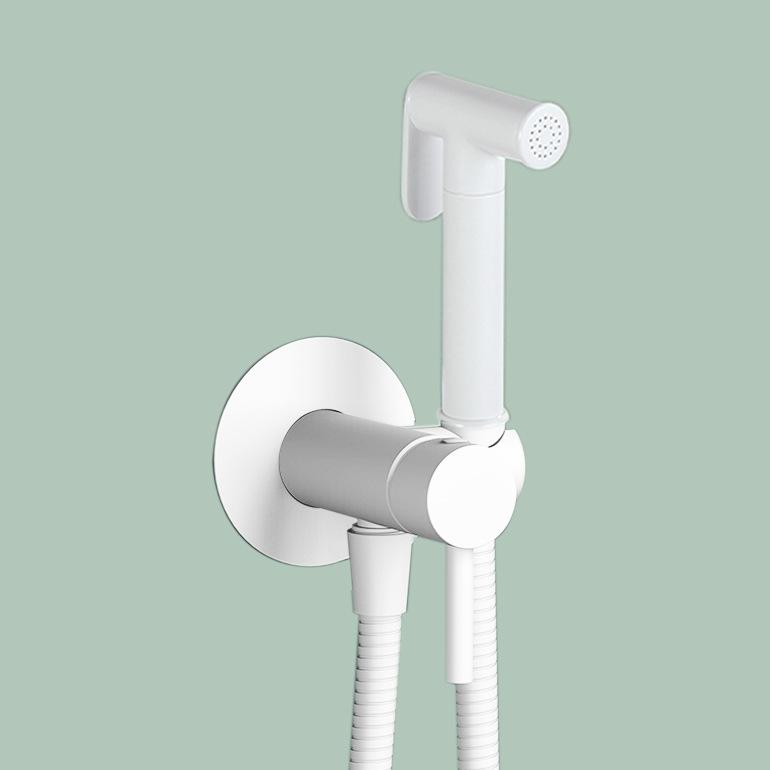 Brass Handheld Toilet Bidet Sprayer Hygienic Shower Faucet Hot and Cold Water Portable Bidet Spray Gun