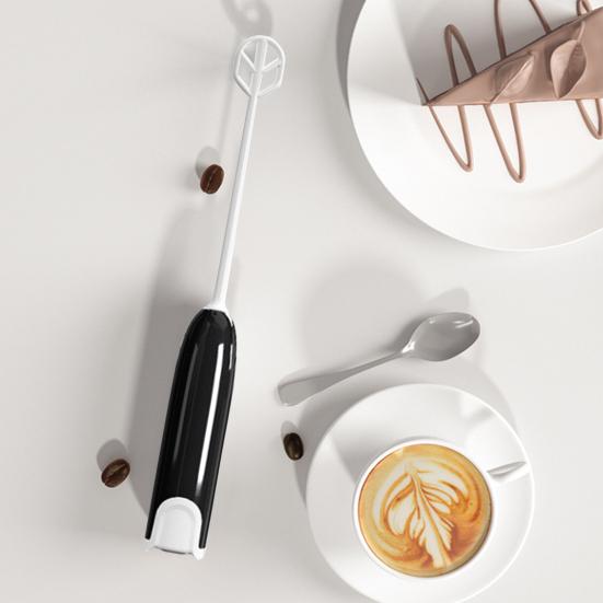 Mini pieno putų plakiklis rankinis putų aparatas, maitinamas vienu mygtuko paleidimo nuimamas belaidis kiaušinių plaktuvo kavos maišytuvo lazdelė