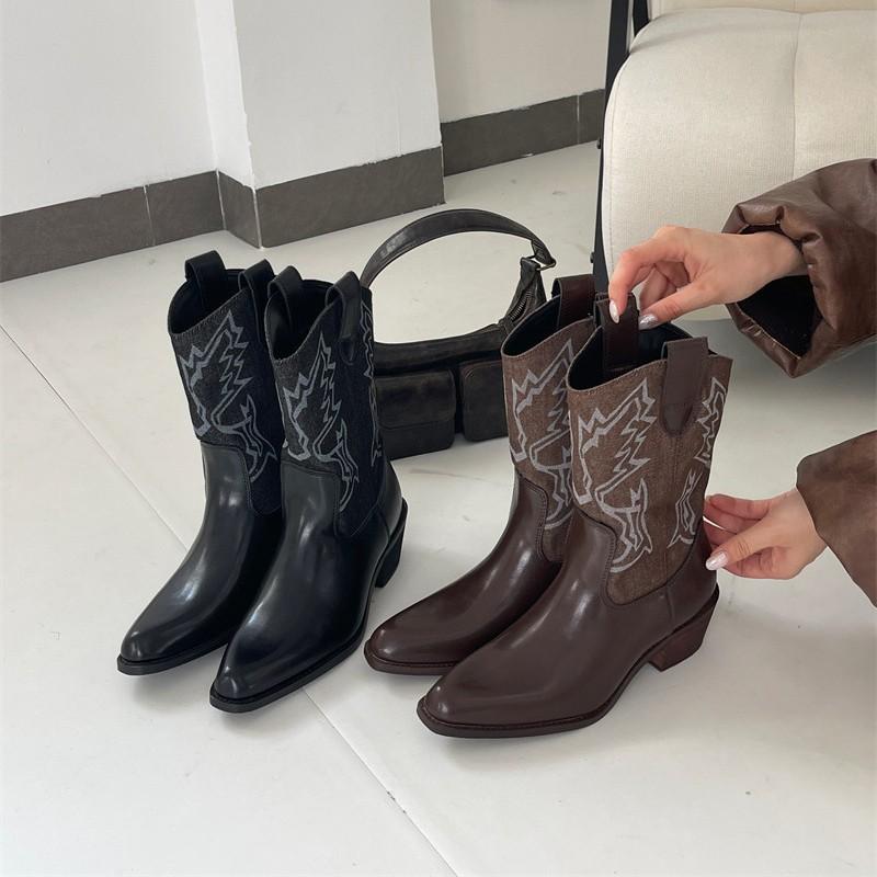 Cai Wenjing Zhang Yuxi V-mouth Western Cowboy Boots Women's 2025 Autumn New Retro Medium Boots