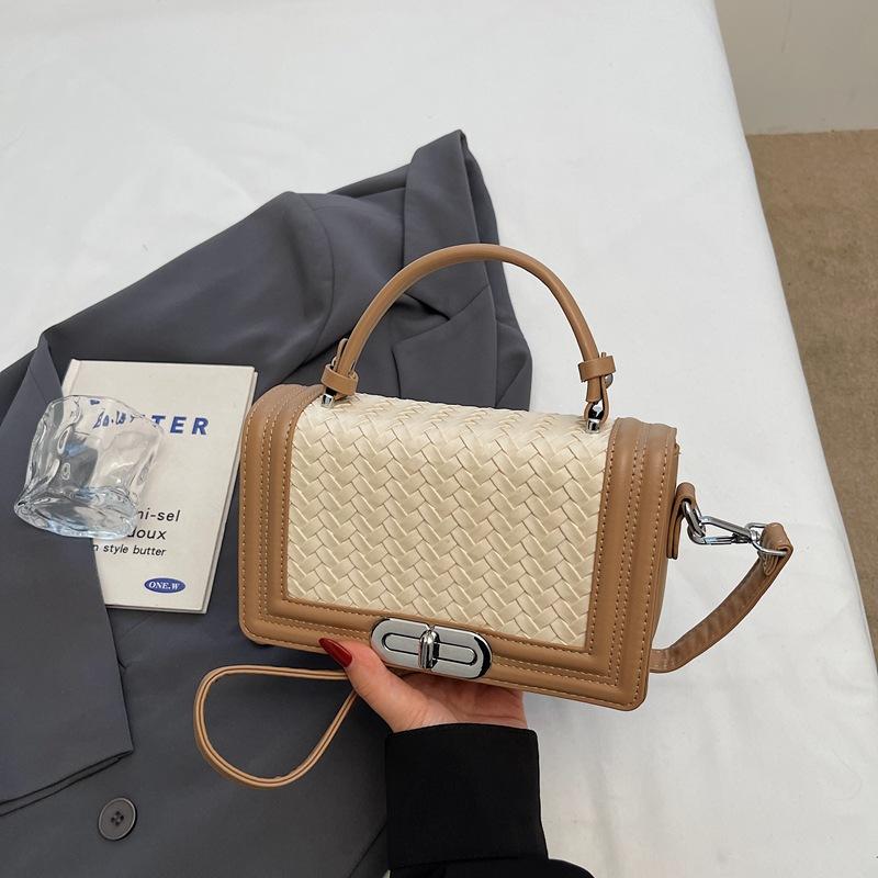 Spring High-end Texture Small Bag Trendy Women's Bag Popular Shoulder Messenger Bag Fashionable Portable Small Square Bag