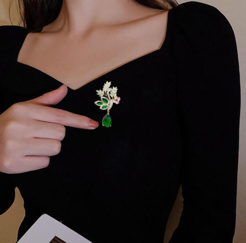 Fashion Green Yellow Leaves Flower Bouquet Wheat Ear Brooch for Women Creative Rhinestone Pin Suit Clothing Jewelry Accessories