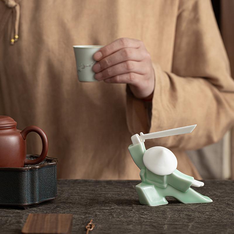 Japanese Samurai Incense Stick Holder Creative Modern Swordsman Design Ceramic Tea Ceremony Ornaments Home Office Decor Crafts