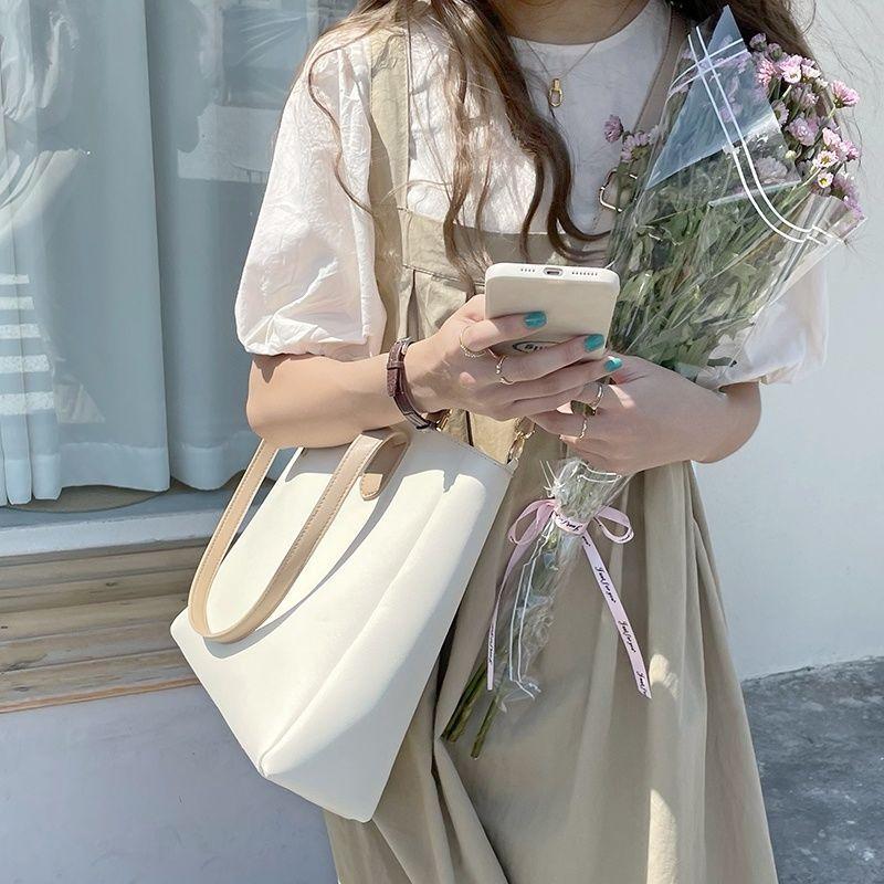 Large-capacity Women's Bag, Fashionable Shoulder Bag, Versatile for Commuting, Niche Design Tote Bag