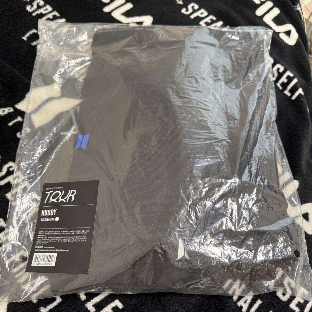 [USED] BTS MOS USA Exclusive Hoodie, Size L
