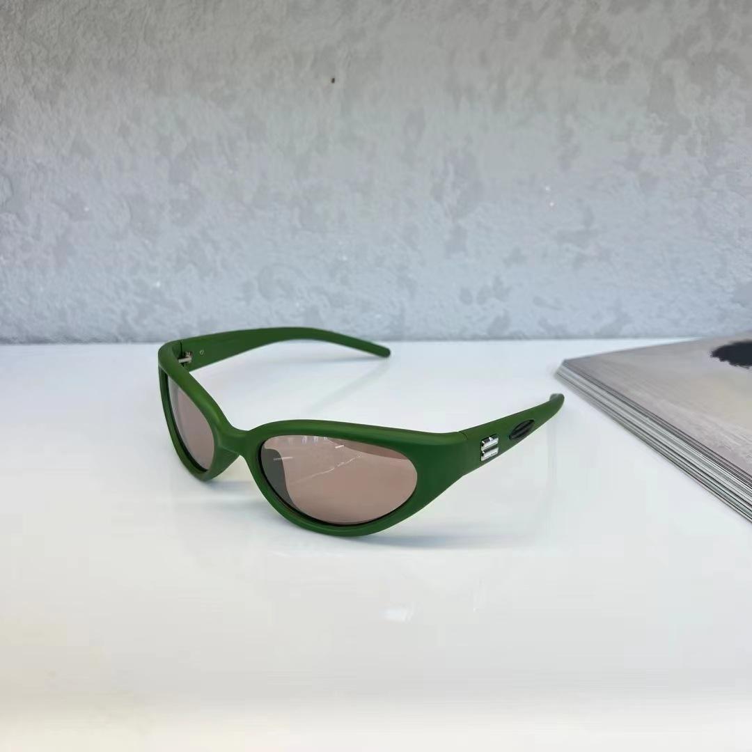 

New Style Sun Glasses For Women Fashion Stylish Uv Protection Men S Sun Glasses Punk Travelling Female Sunglass