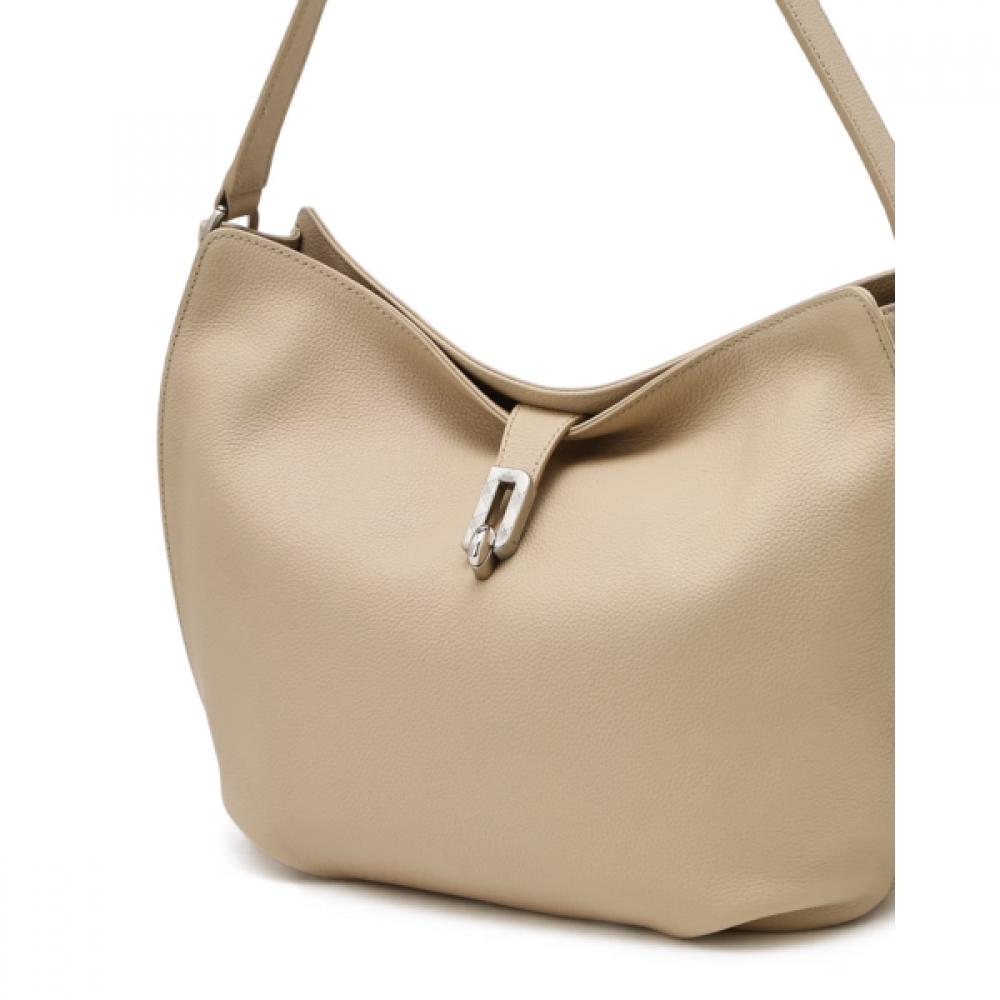 Daks Leather Shoulder Bag Beige Dcba6f210