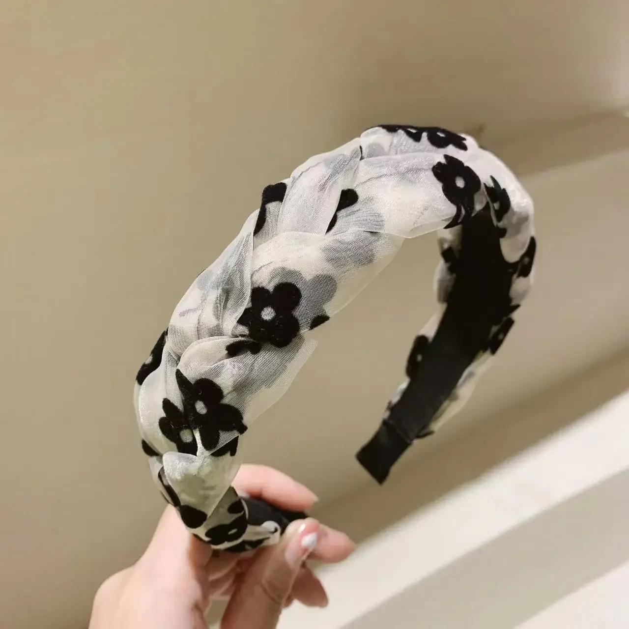 

Женская винтажная французская заколка для волос, повязки на голову, милое кружево, белый, черный, цветок, нескользящий дизайн с зубчиками, летний дышащий головной убор для девочек белый