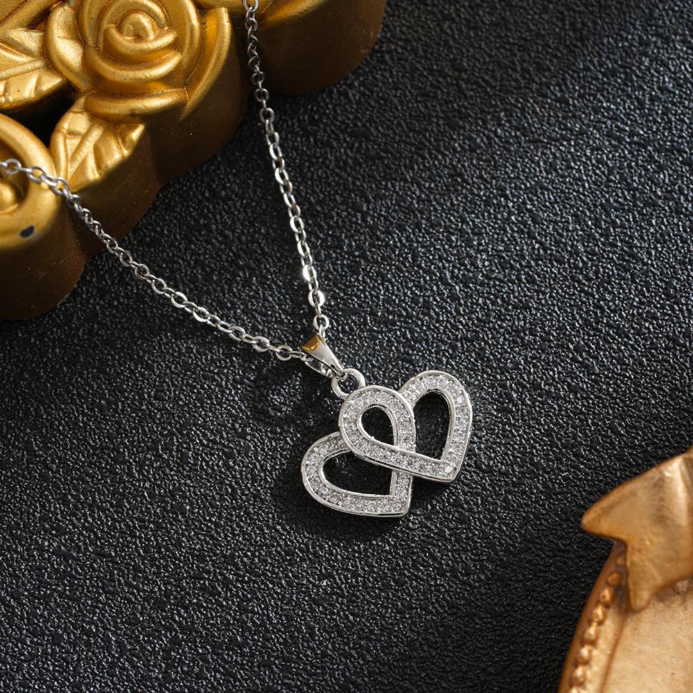 Exquisite Double Heart Copper Pendant - Luxurious, Versatile & Stylish