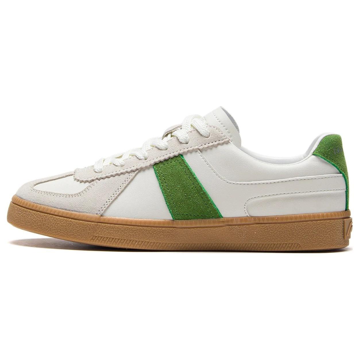 (WMNS) Li-Ning Skateboarding Low  White Green  Women s AGCS290-1 EU 39