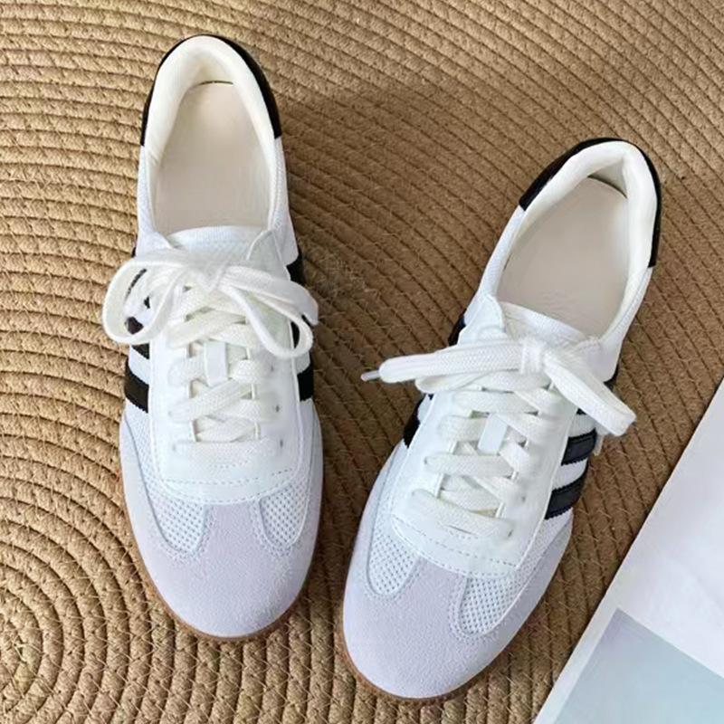 

Spring new platform casual moral training shoes women s inner height increase Forrest Gump shoes dad shoes 40