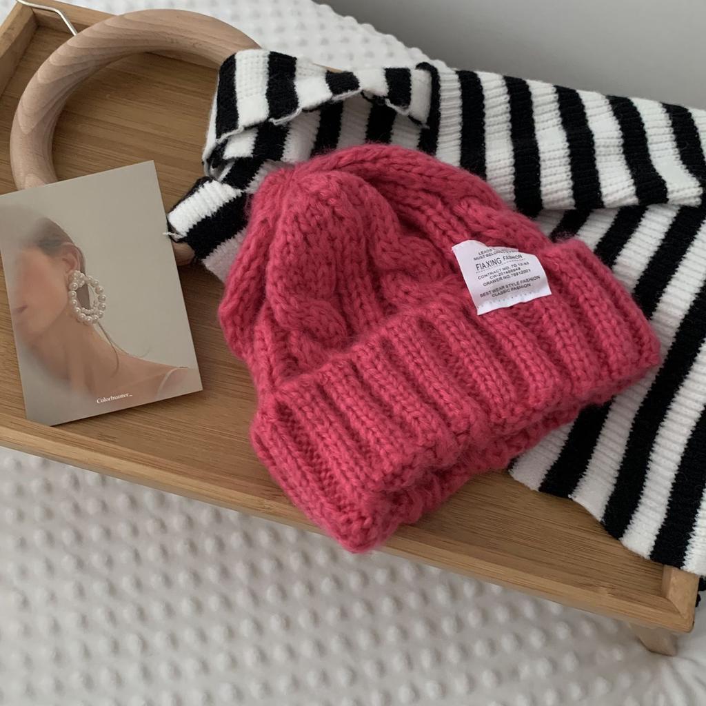 Lovely Stripe Plain Labeling Autumn Letter Knitted Hat Woolen Hat Korean Style Caps Women Beanies