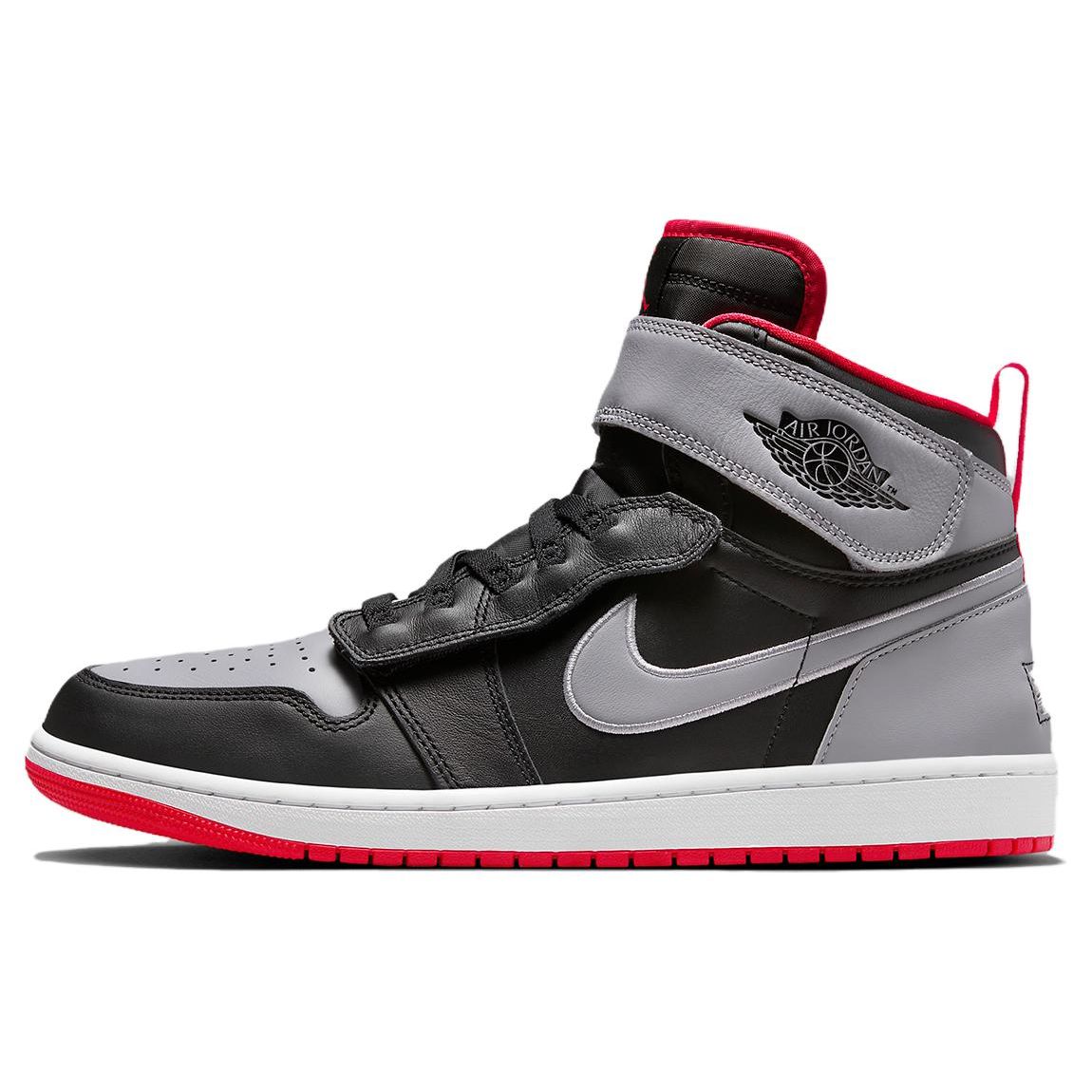 

Мужские кроссовки Air Jordan 1 High FlyEase Black Cement CQ3835-010
