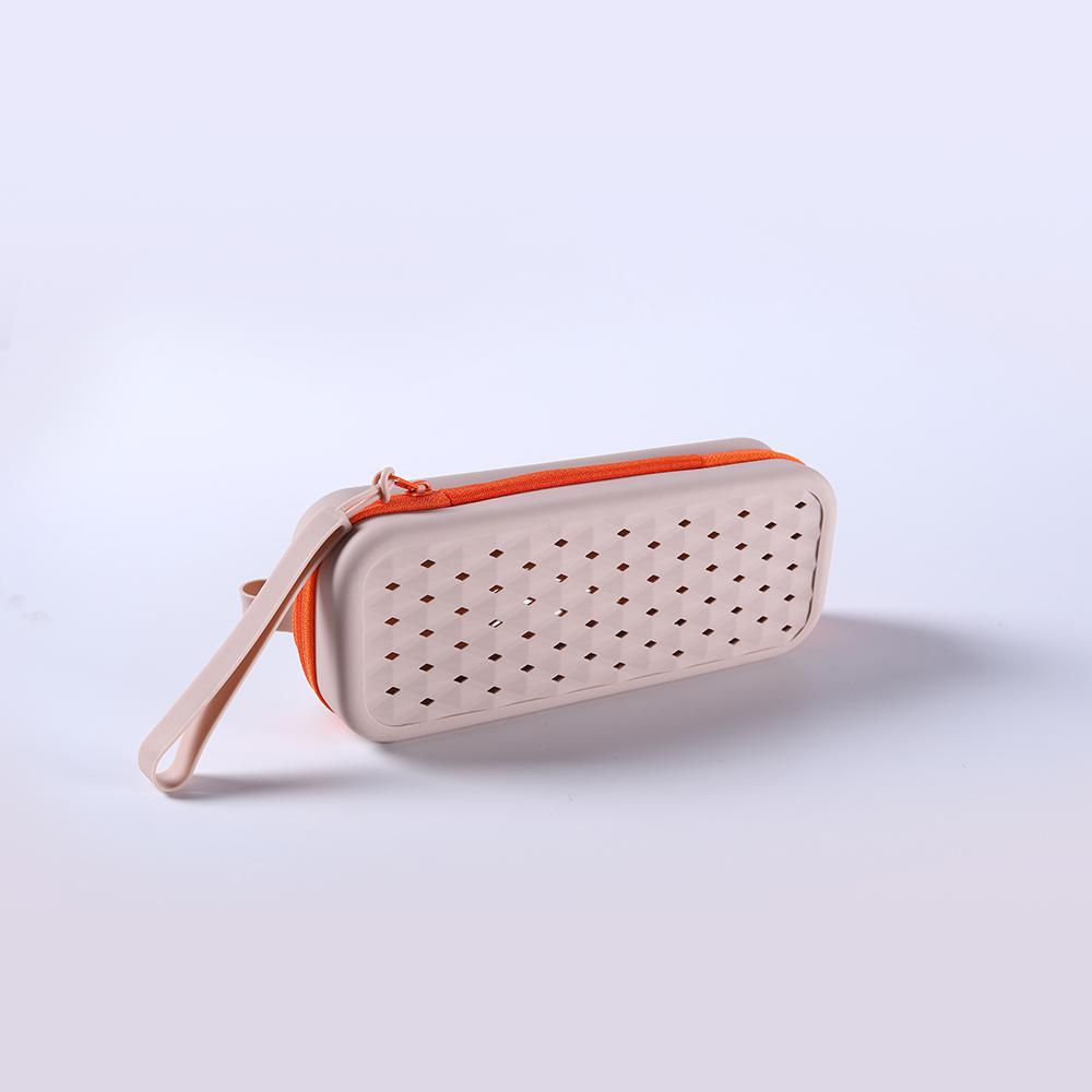 Eyeglasses Protector Silicone Swimming Glasses Case,Waterproof &Breathable Eyeglasses Protector,Soft Pouch for Swim Gear Storage