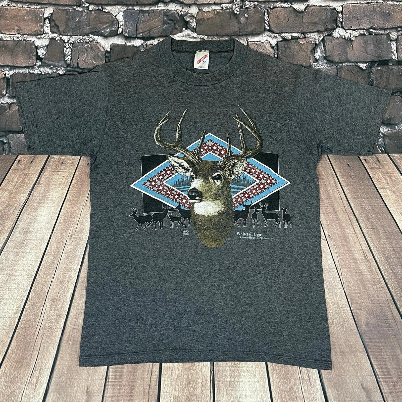 

Vintage 1980s Jerzees Whitetail Deer T-Shirt Mens Size Medium Gray USA Graphic 4XL