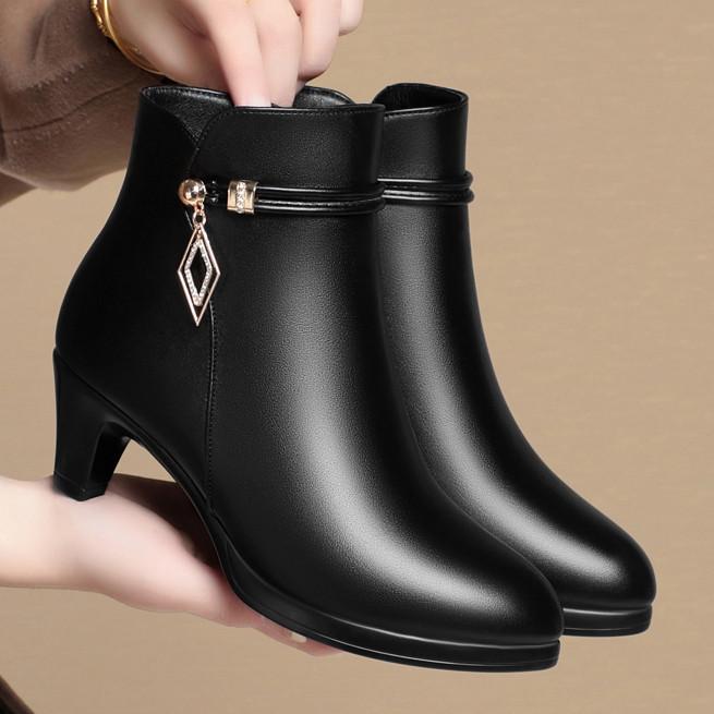 Kurzstiefel Damen Neue Baumwollschuhe Mittelhohe Stiefel Damen Lederstiefel Einzelstiefel Wasserdichte Plateau- und Plüsch-Mode Damenstiefel