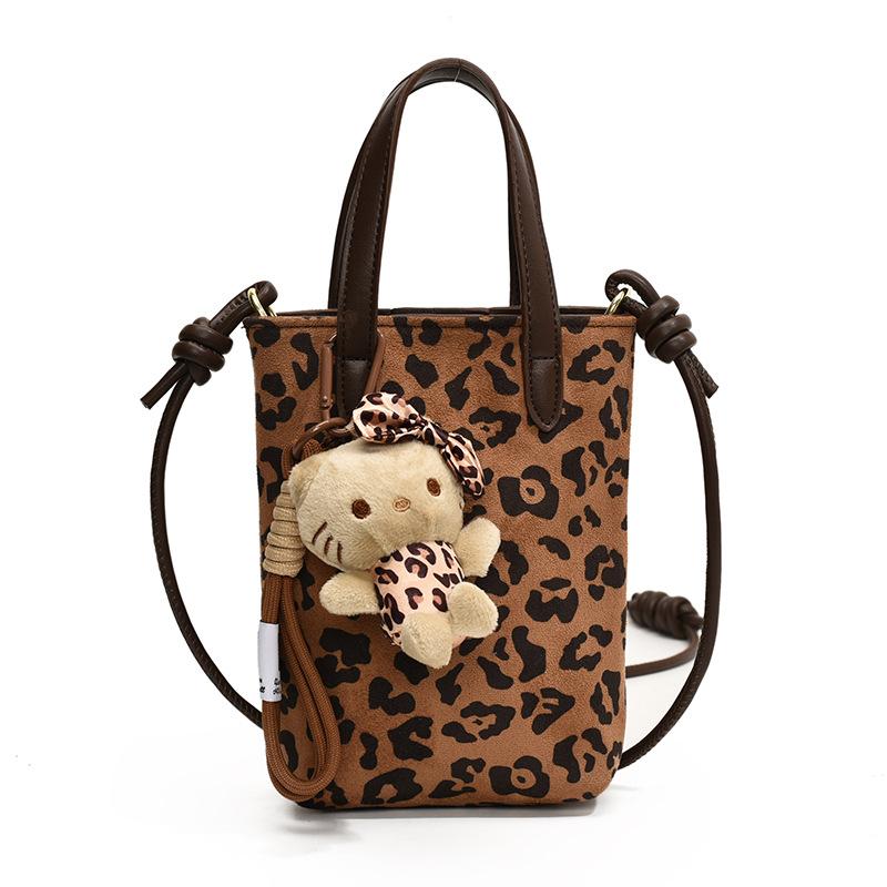 Autumn and winter retro niche leopard print bag women's new versatile messenger bag suede suede mobile phone bag