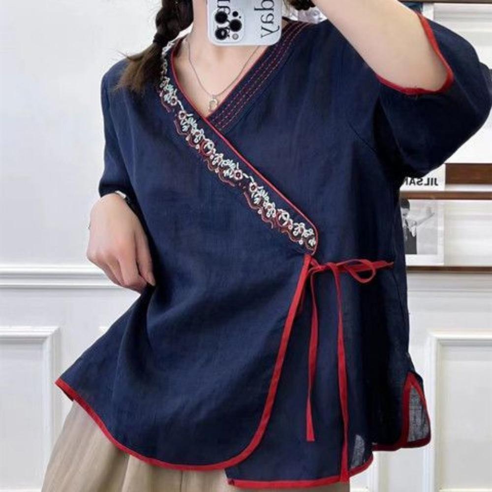 

Новая футболка с V-образным вырезом, ретро-воротником в китайском стиле, вышитая из хлопка и льна с короткими рукавами для женщин на лето со свободными завязками, верхняя часть с жакетом 4XL темно-синий