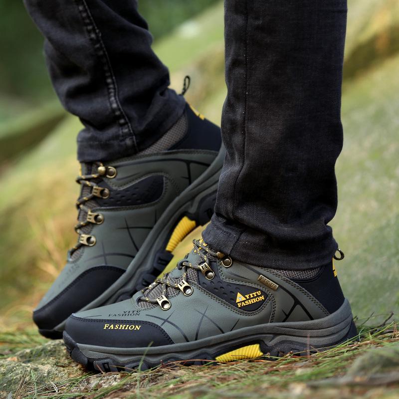 Mountaineering Men's Shoes 2025 New Winter Outdoor Sports and Leisure Site Work Non-slip and Wear-resistant Men's Labor Insurance Tide Shoes