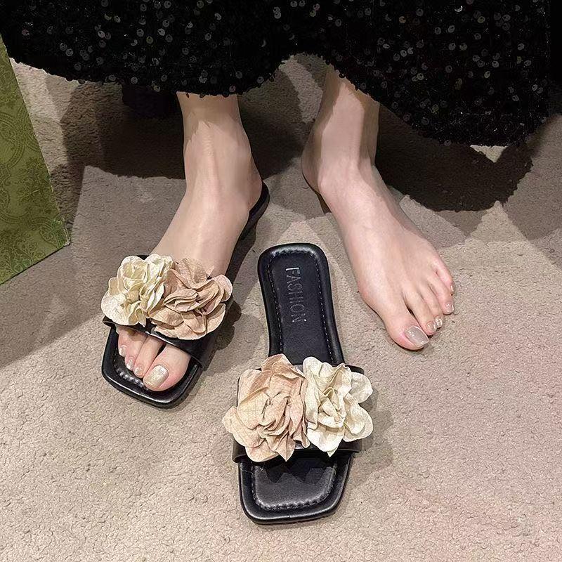 Flat-bottomed Beach Fairy Flower Girl One-word Sandals 2025 Summer New Outer Wear Holiday Seaside with Skirt Slippers