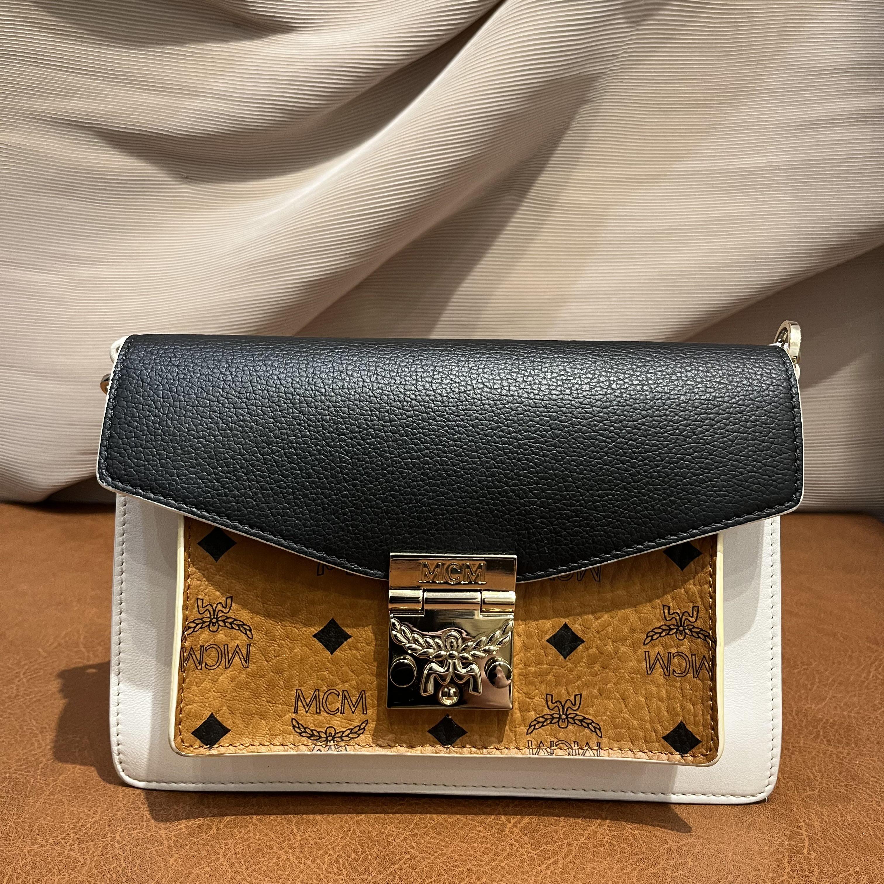 [Pre-Owned] Patricia Visetos Monogram PVC Crossbody Shoulder Bag - Excellent #UER5GC ONE SIZE