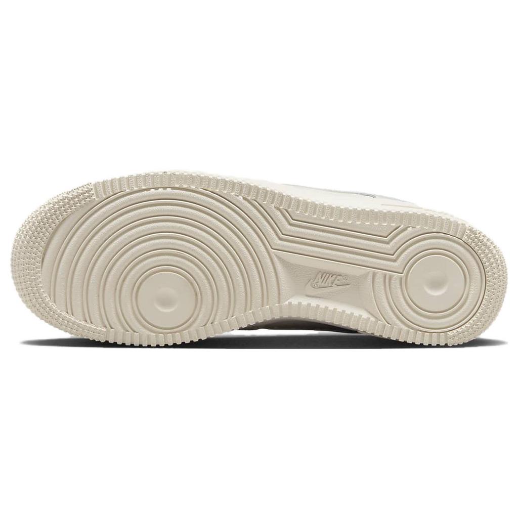 Nové dámské Nike Air Force 1 Low '07 Sail Oxygen Purple DV7470-100