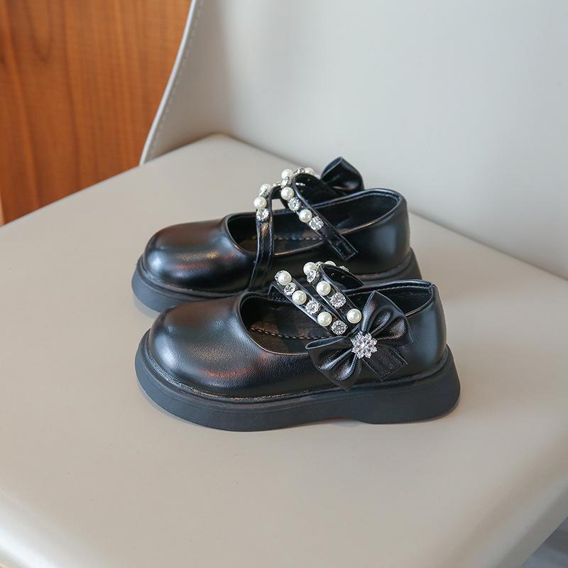 Autumn New Korean Version Pearl Bow Girls Comfortable Soft-soled Leather Shoes
