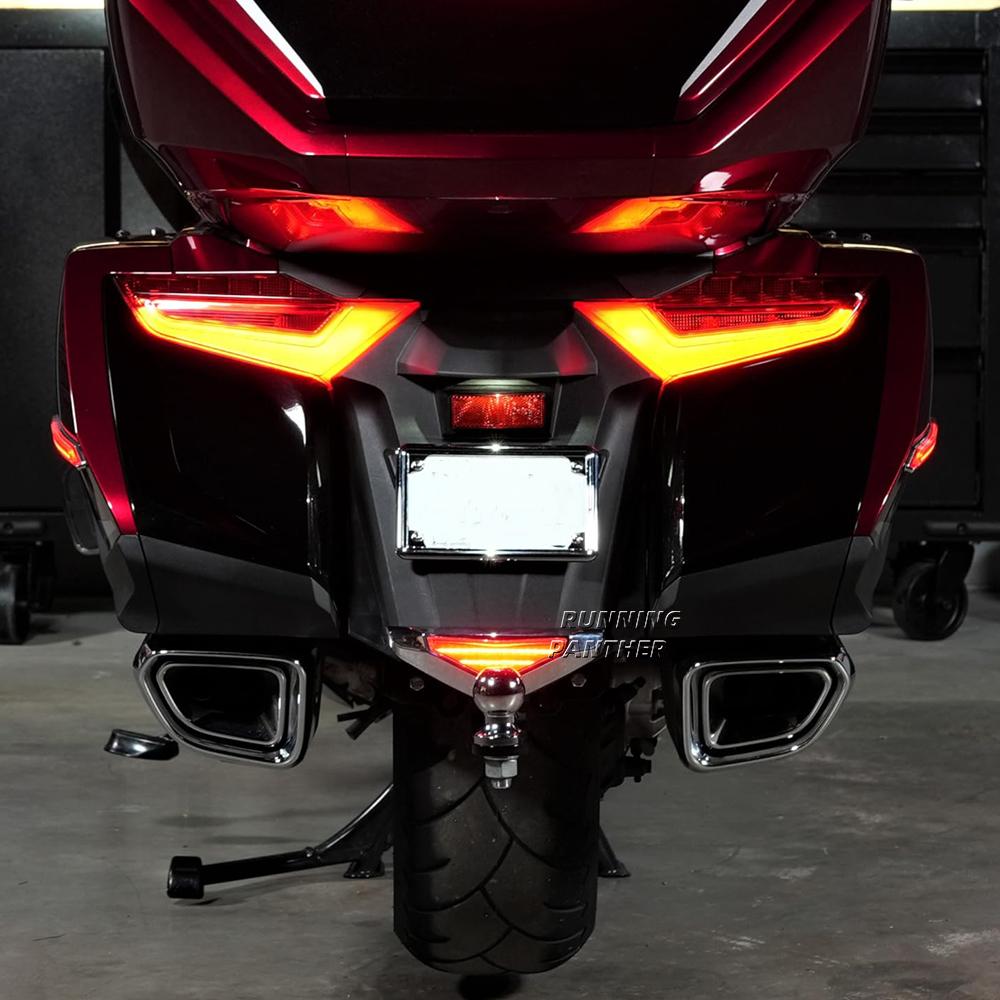 Motorcycle Rear Lower Fender Trim Tail Light Brake Running LED Light For Honda Goldwing Gold Wing GL 1800 GL1800 F6B 2018-2024